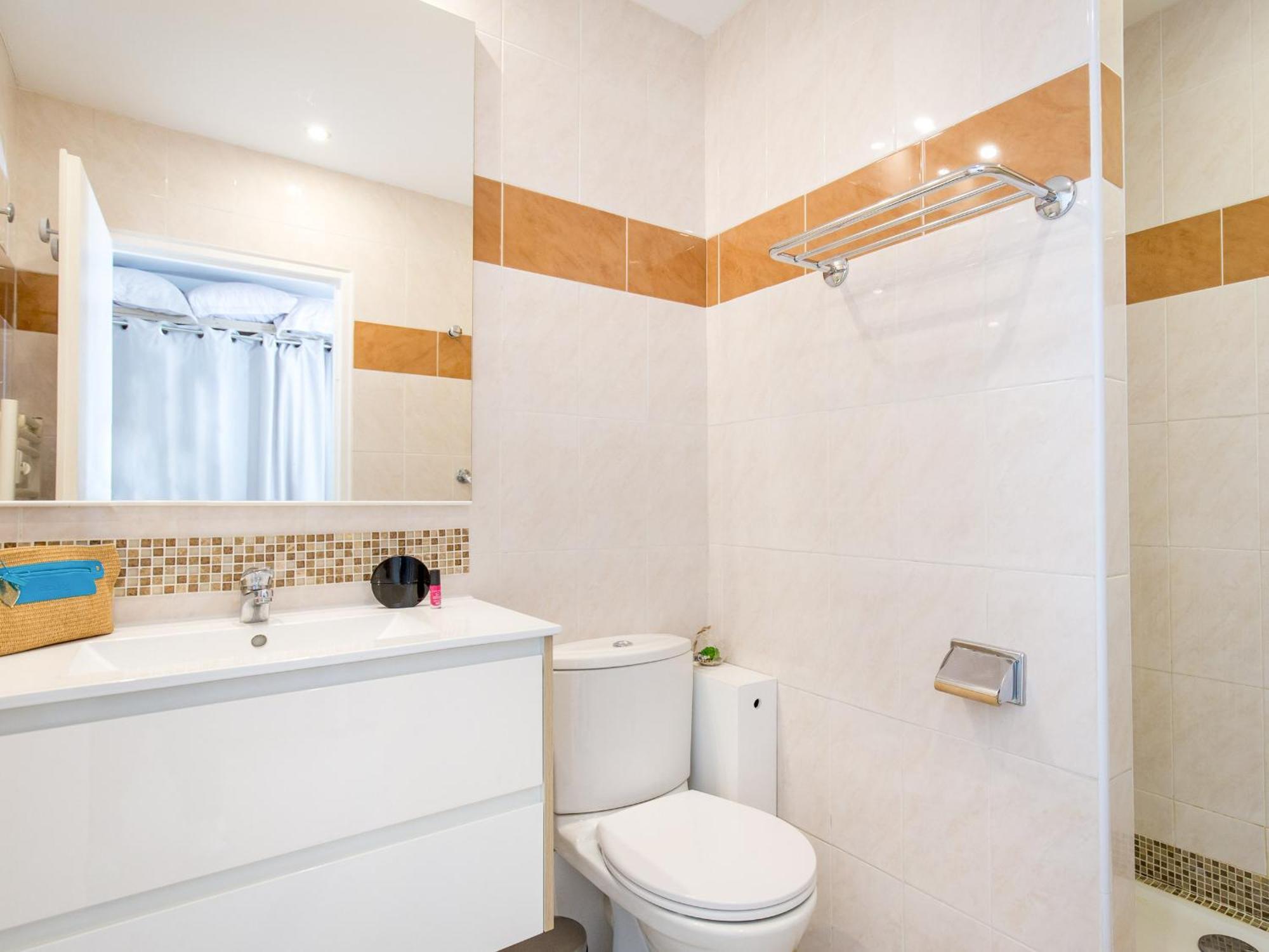 Studio Climatise Pour 3, Face Est, A 50M Plage Et Proche Commerces - Fr-1-466A-23 Saint-Raphaël Εξωτερικό φωτογραφία