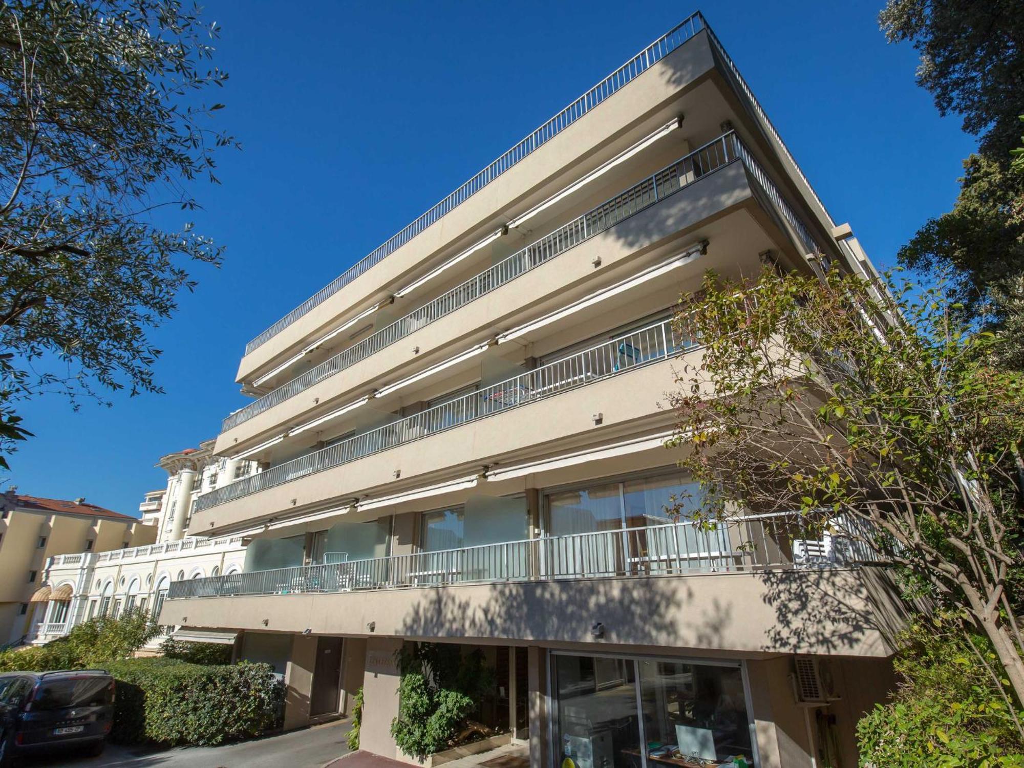 Studio Climatise Pour 3, Face Est, A 50M Plage Et Proche Commerces - Fr-1-466A-23 Saint-Raphaël Εξωτερικό φωτογραφία
