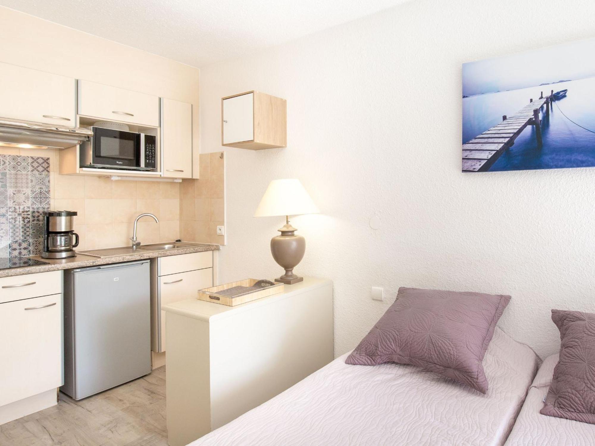 Studio Climatise Pour 3, Face Est, A 50M Plage Et Proche Commerces - Fr-1-466A-23 Saint-Raphaël Εξωτερικό φωτογραφία